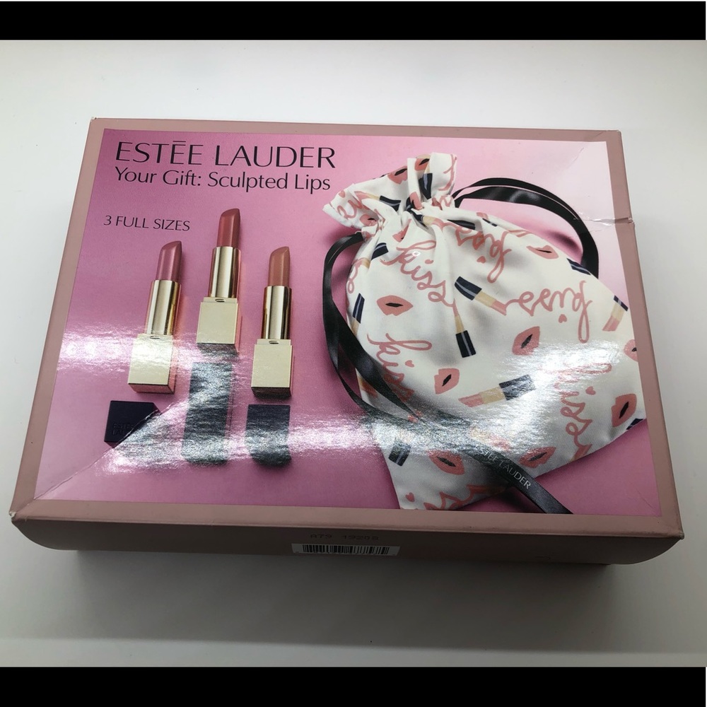 Estee Lauder Sculpted Lips Lipstick set